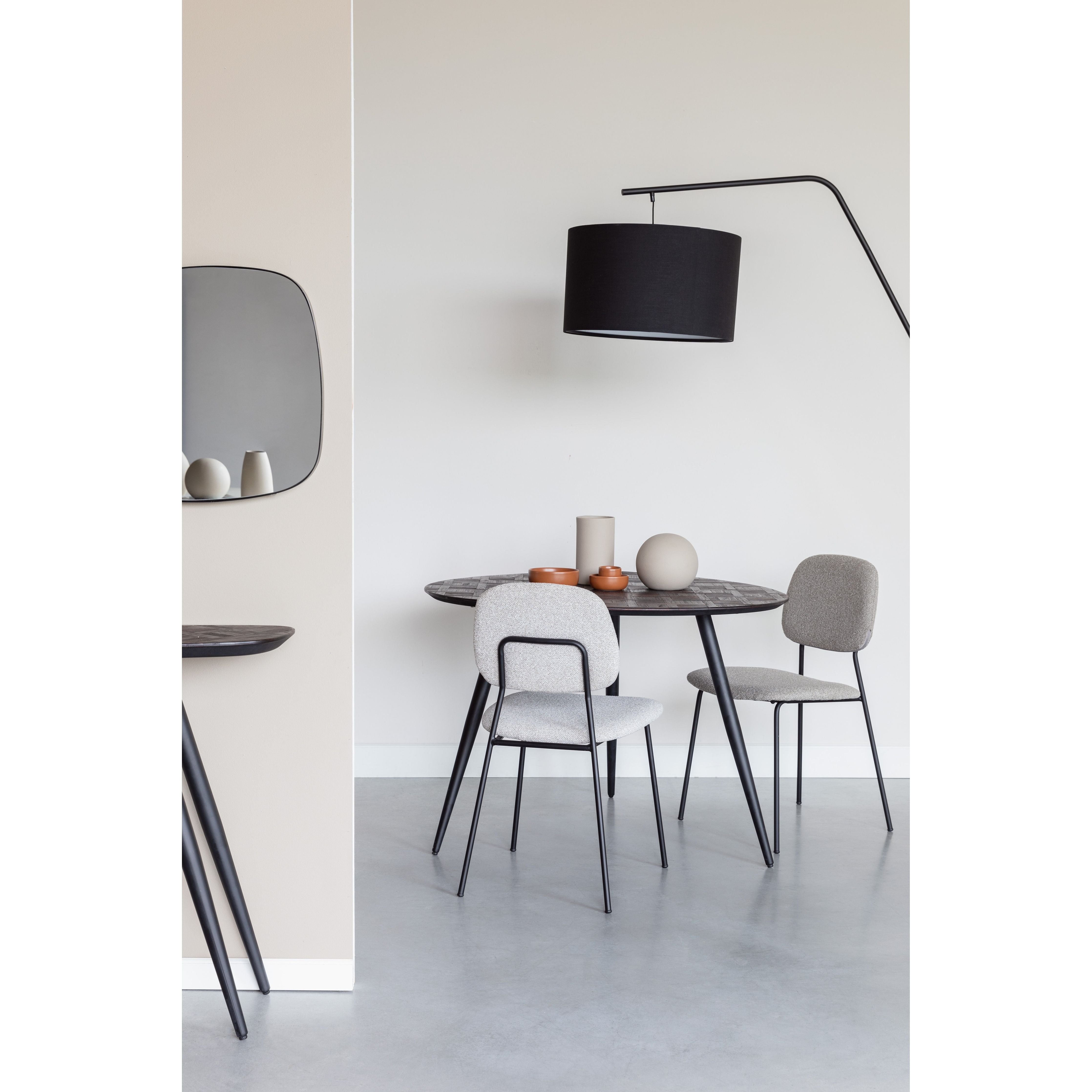 Dining table webster round