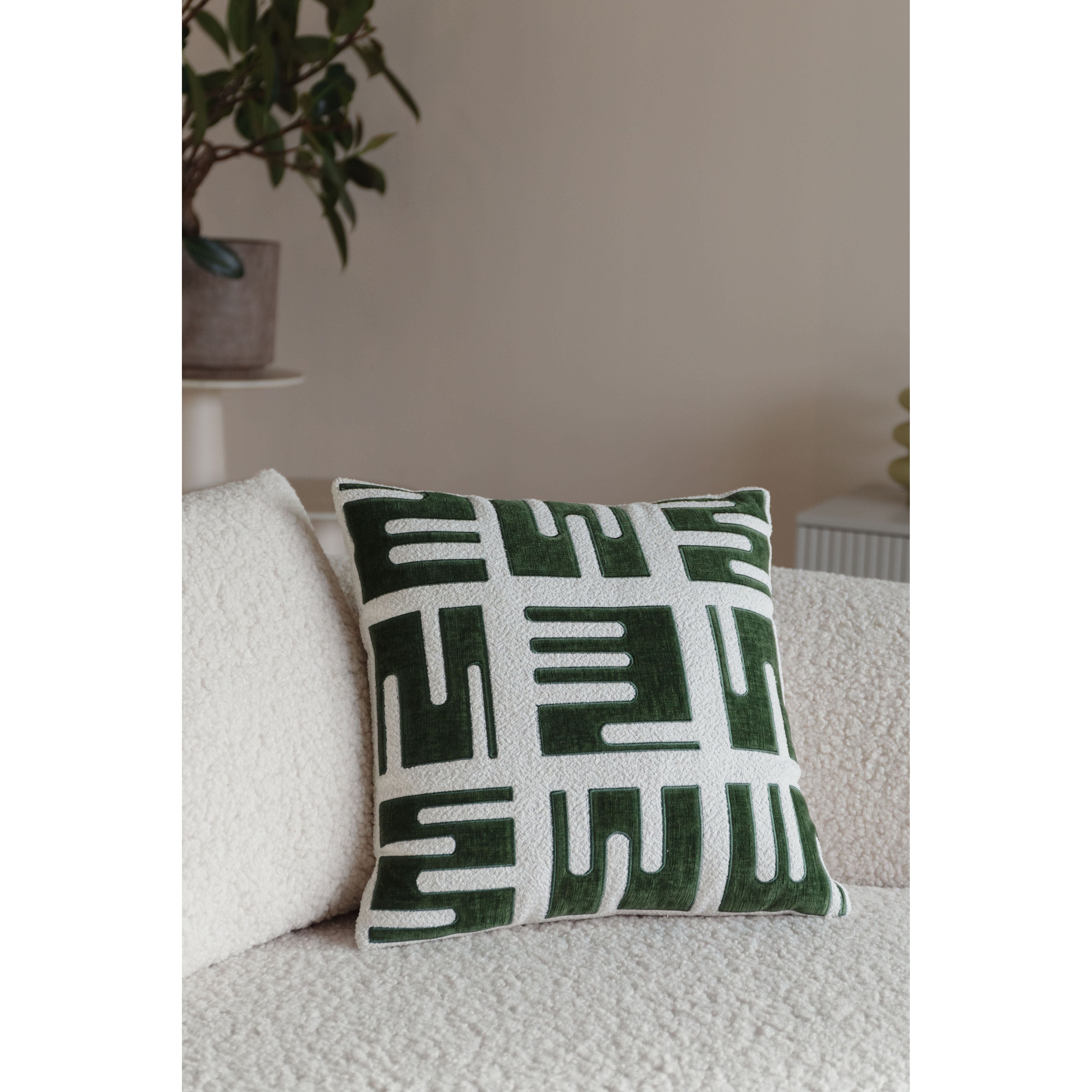 Cushion clyde yellow