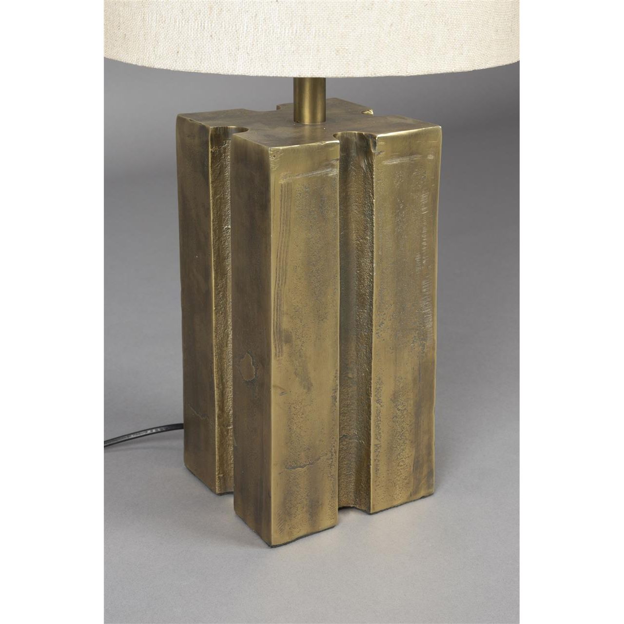 Table lamp roc