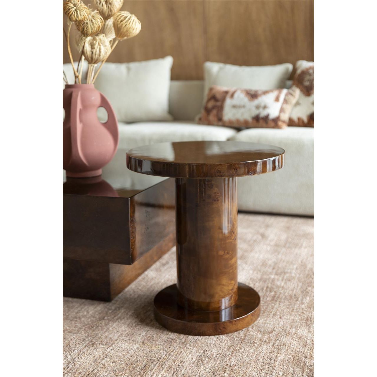 Sidetable quinn walnut