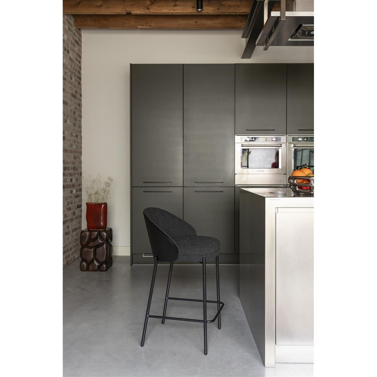 Counter chair rodin bouclé black