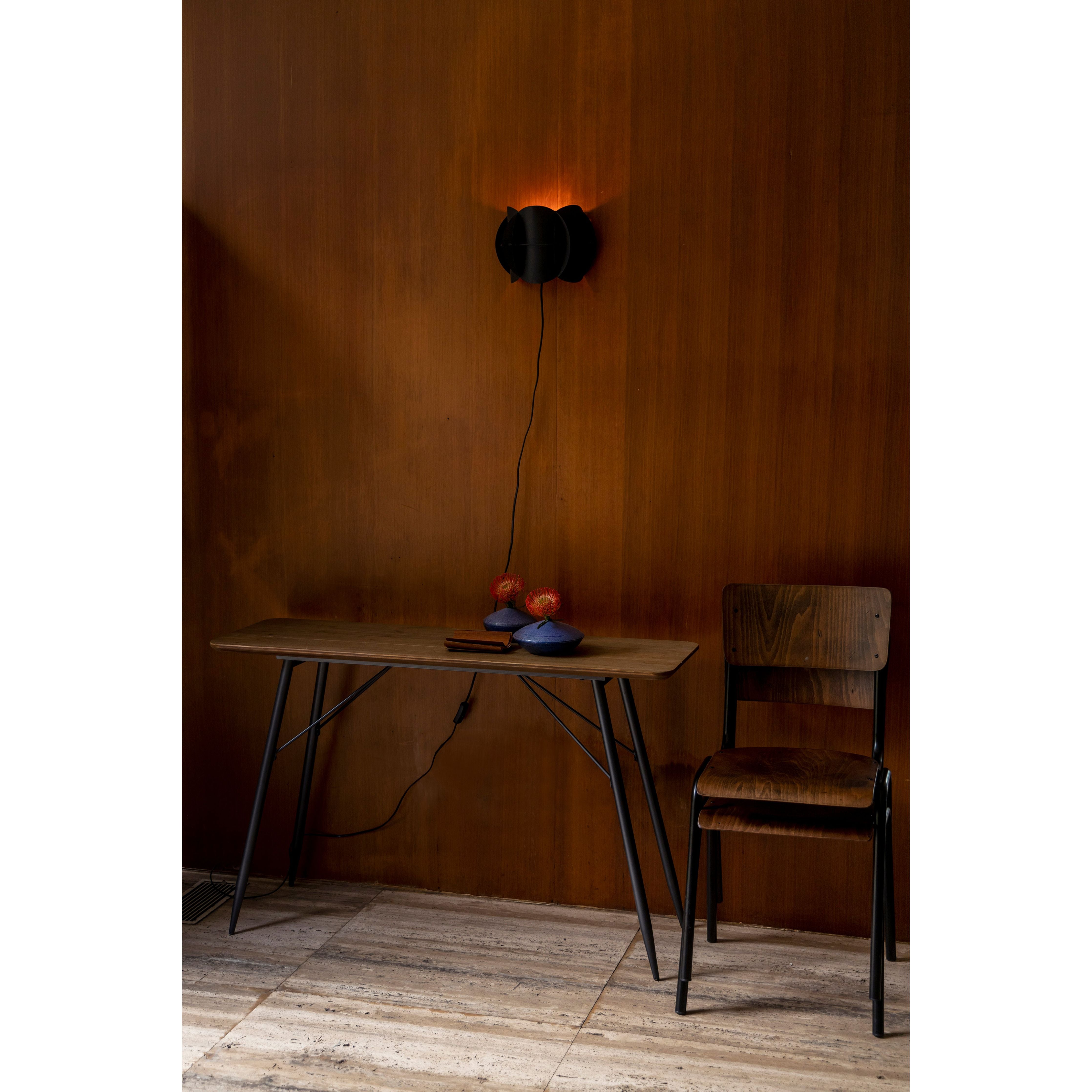 Wall lamp corridor black