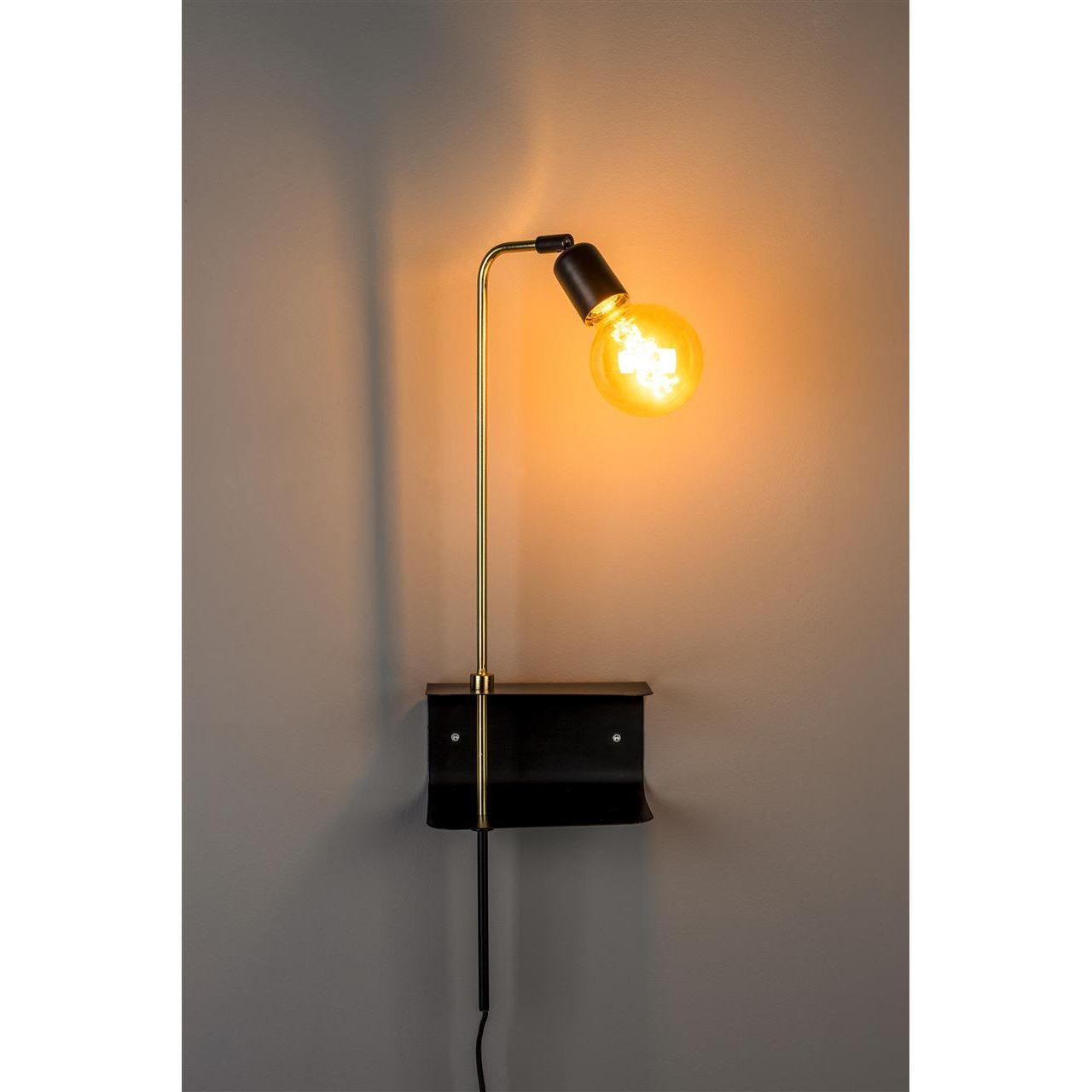 Wall lamp shaw black