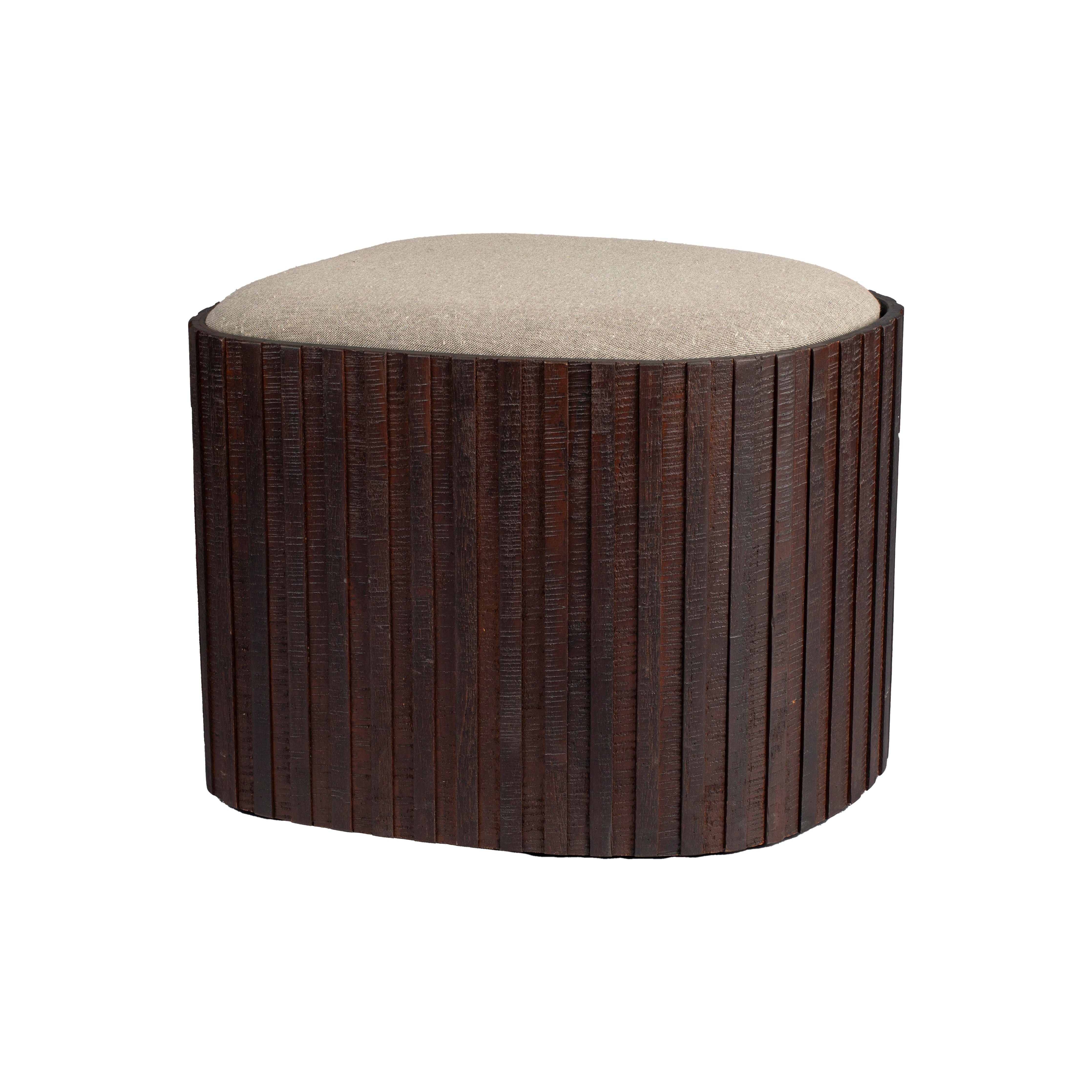 Storage pouf bay low