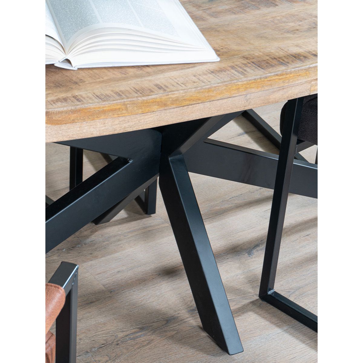 Eettafel Rabel 260 cm - Spinpoot