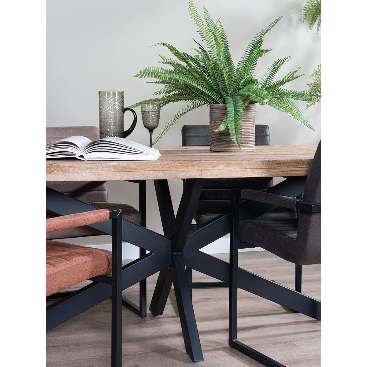 Eettafel Rabel 260 cm - Spinpoot