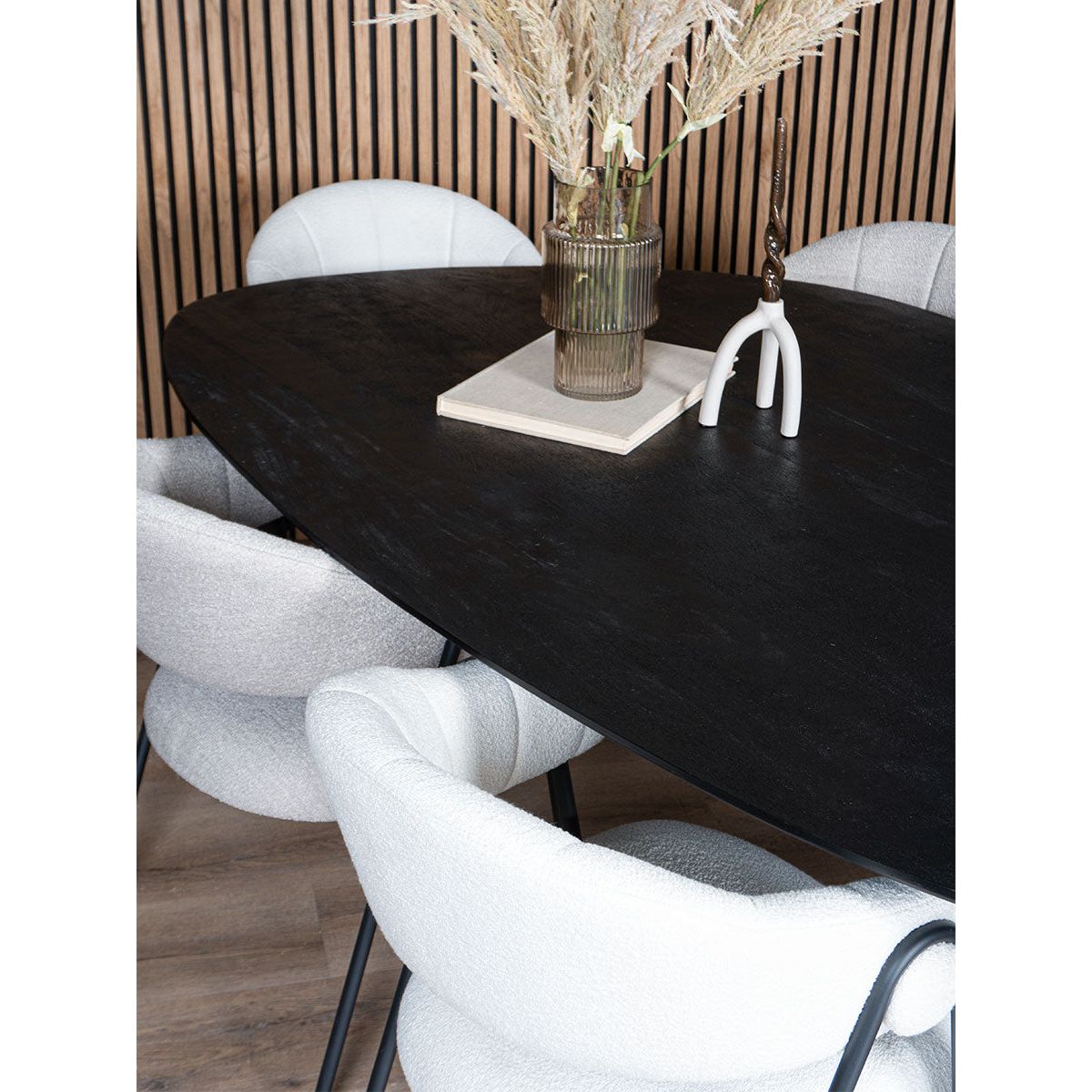 Eettafel Tinus Zwart Ovaal