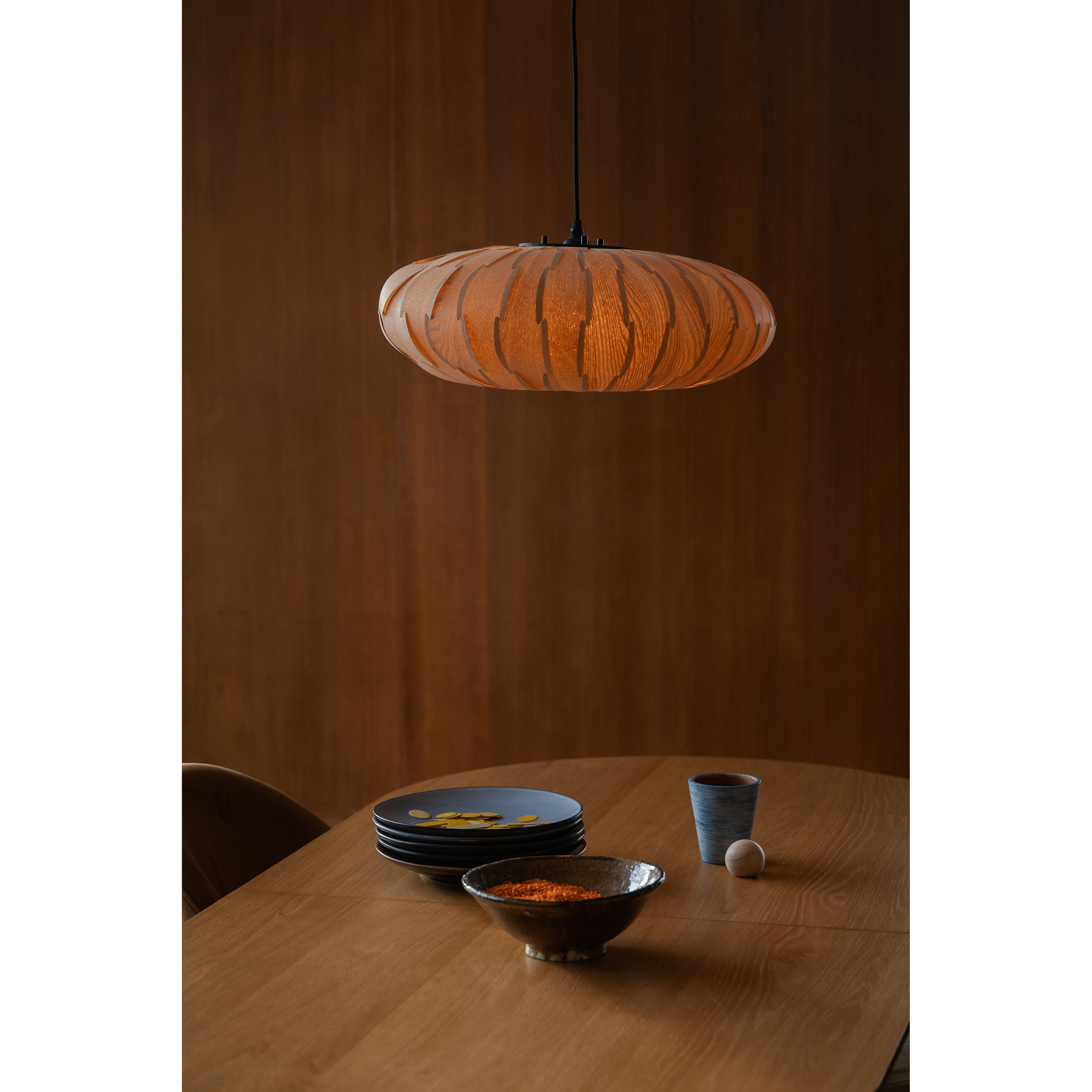 Pendant lamp bond oval