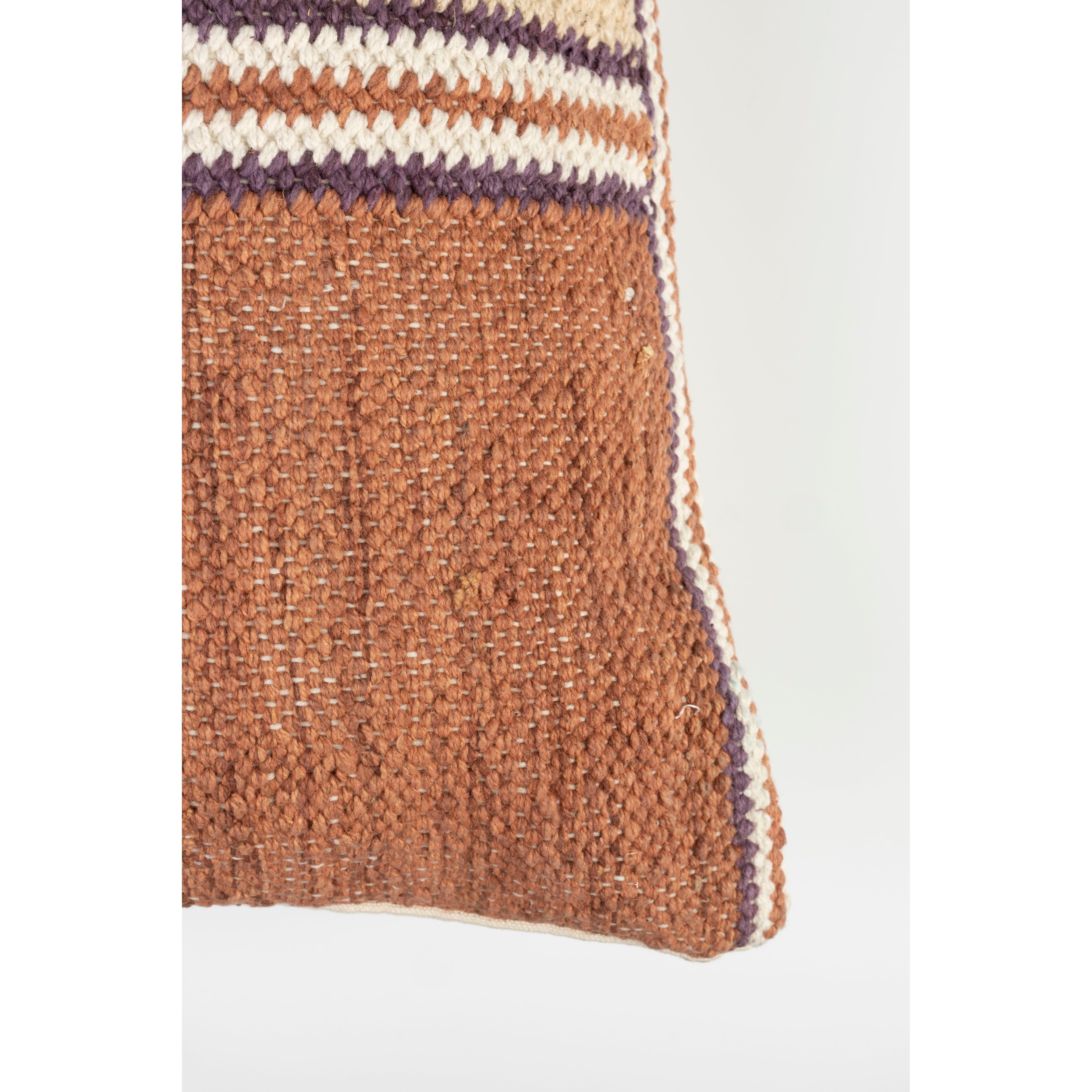 Cushion gambit 60x30