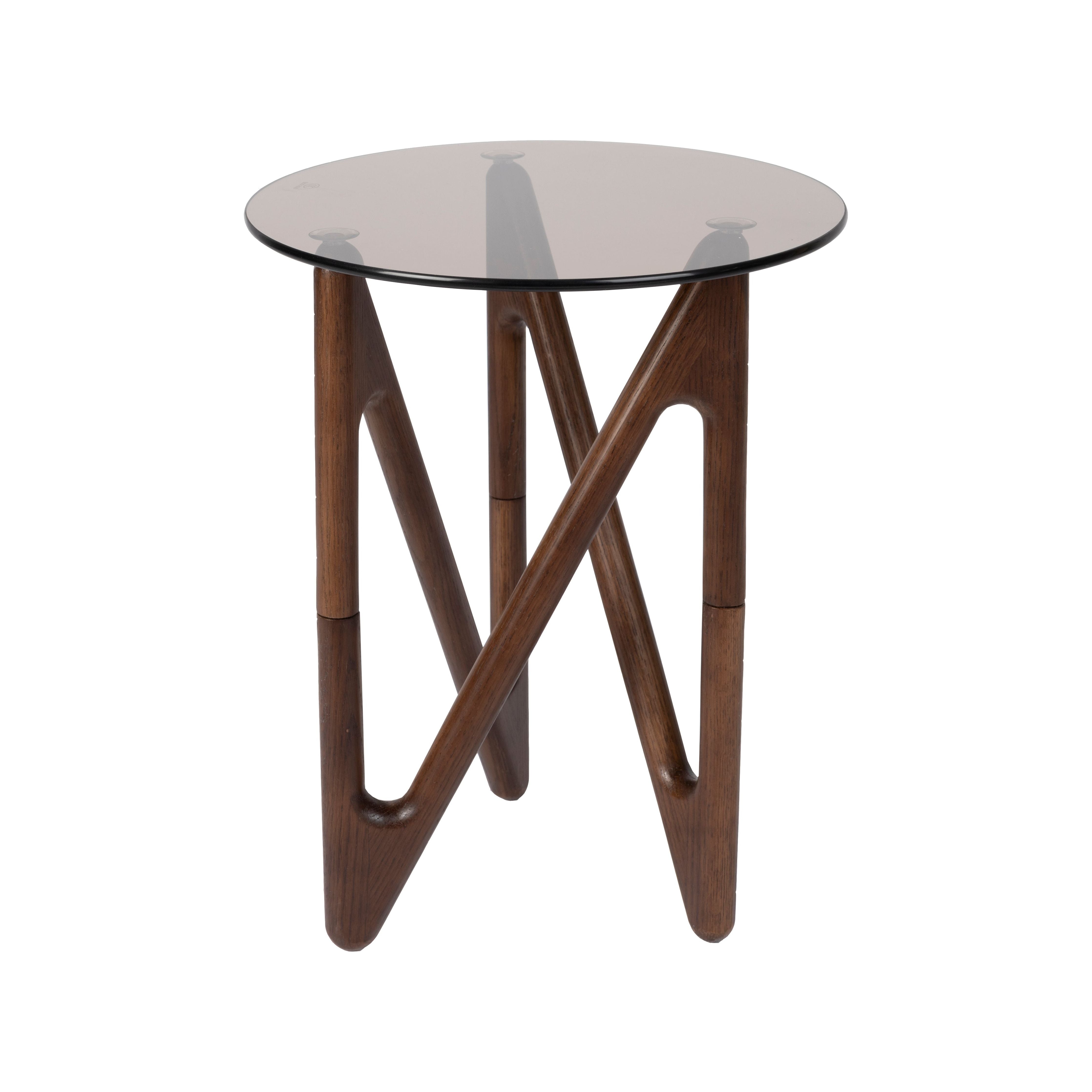 Sidetable naia walnut