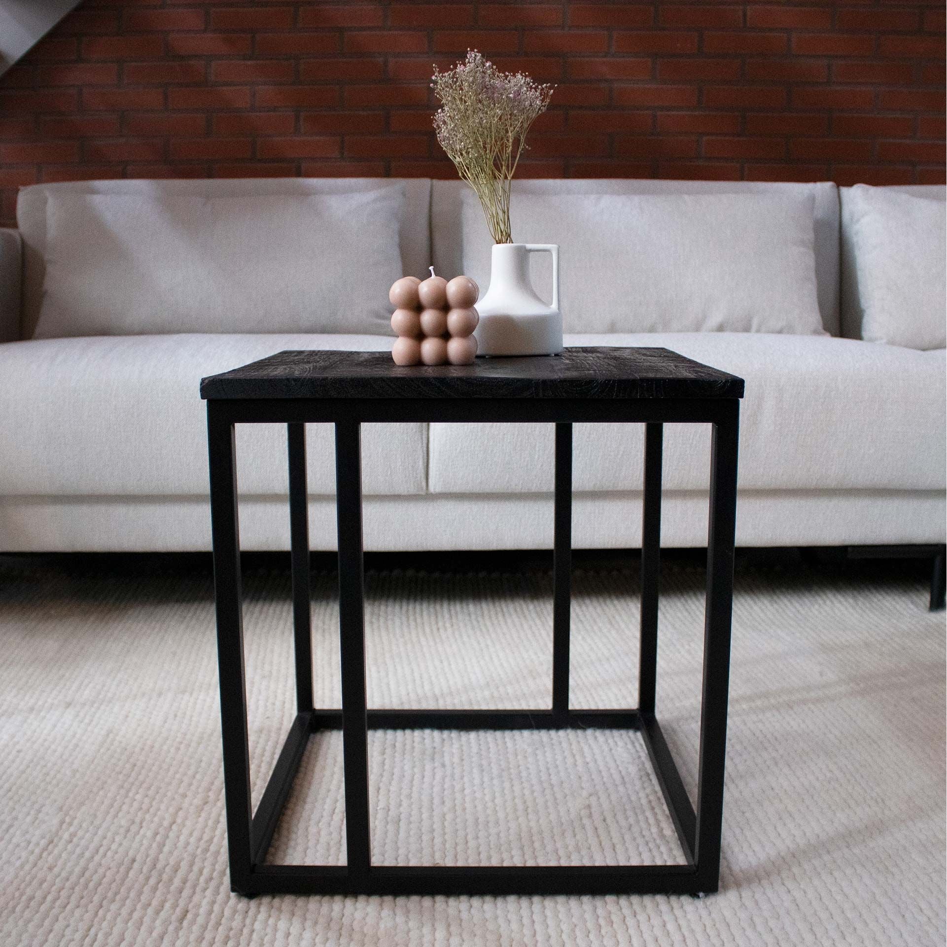 Kick side table Anna 45x45cm