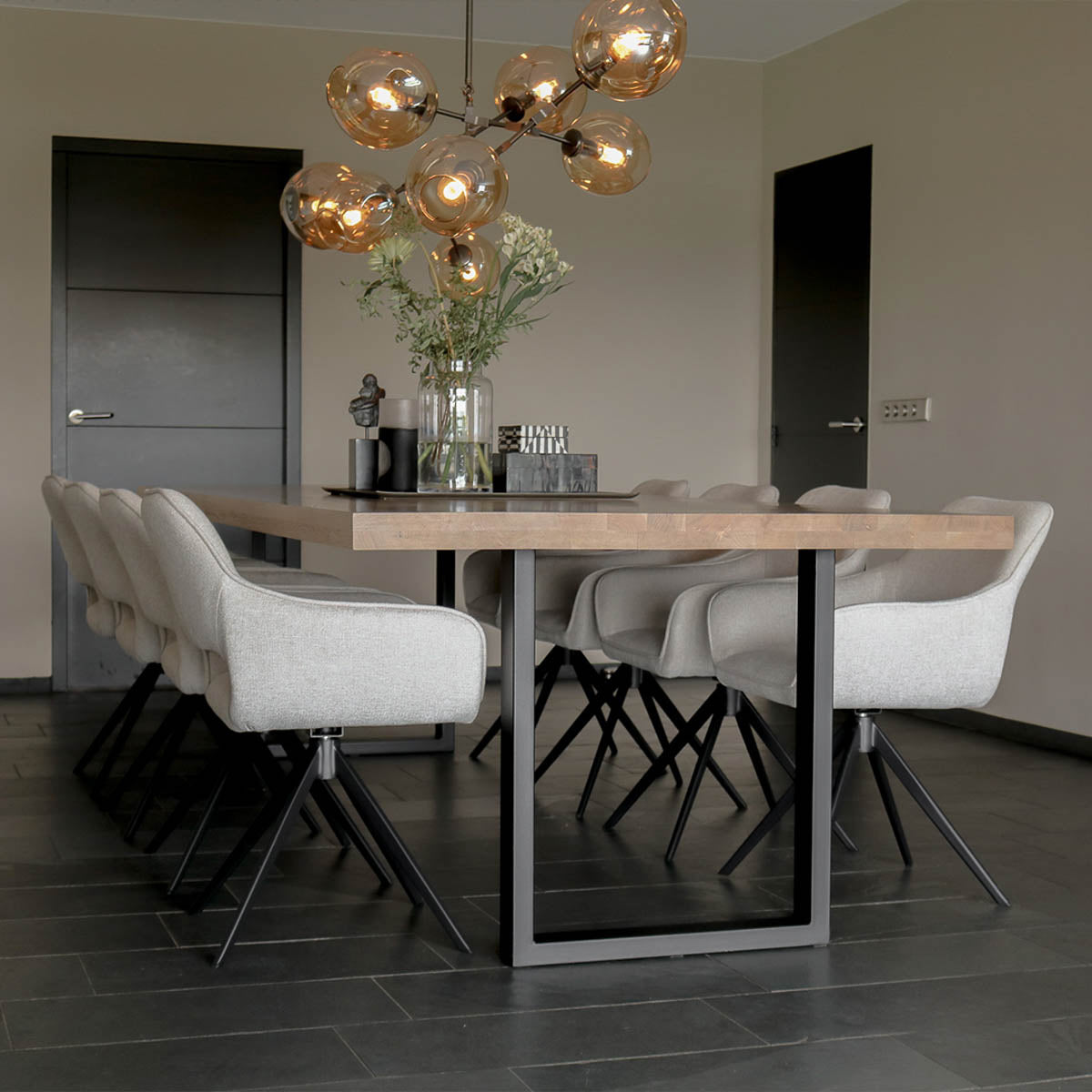 Kick dining room chair Miyo