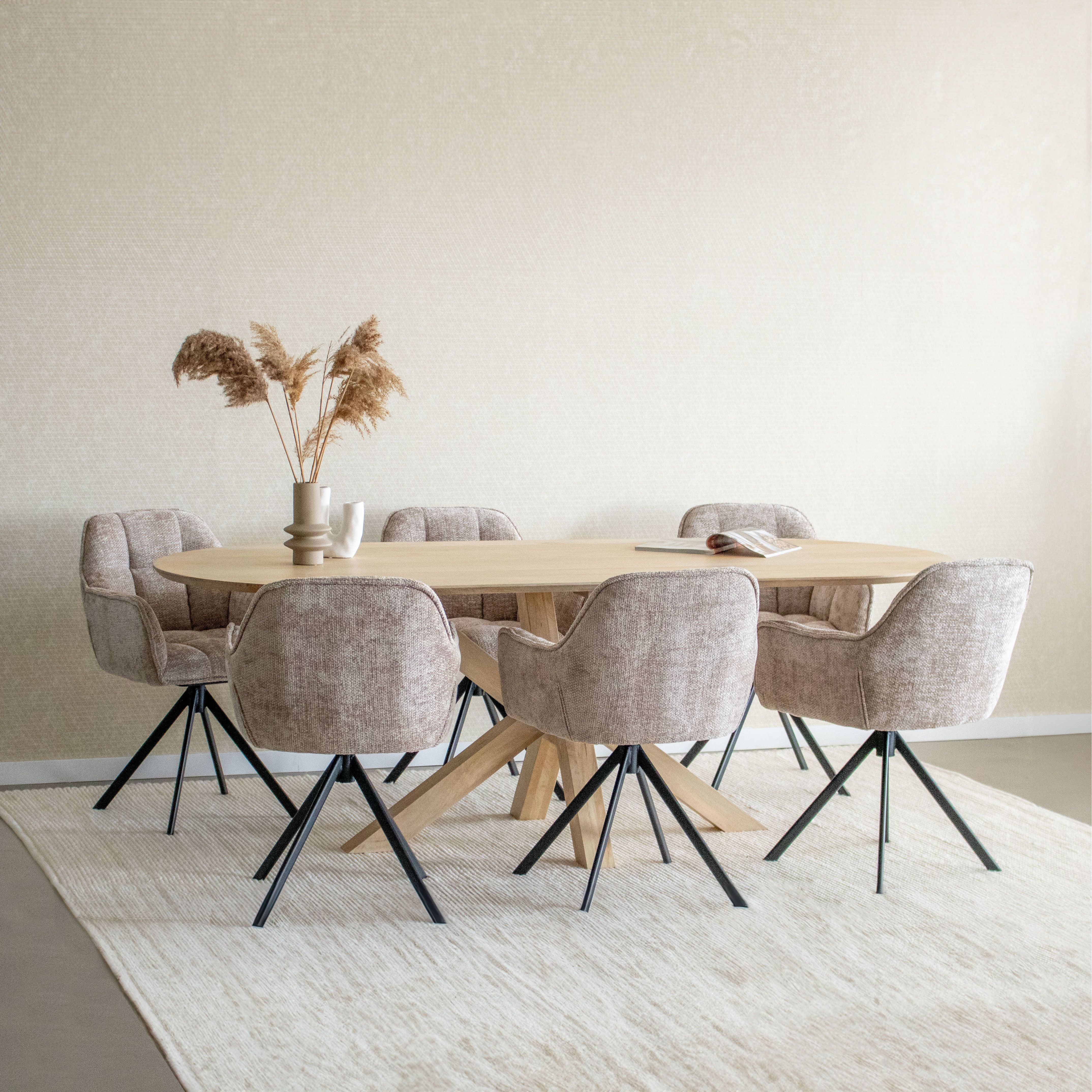 Kick dining room chair Luc