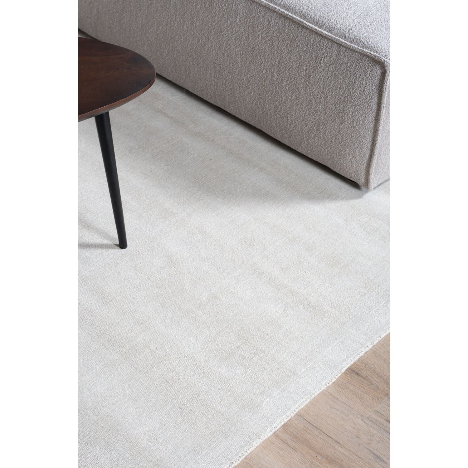 Rug Cos - Viscose Beige 160 x 230 cm