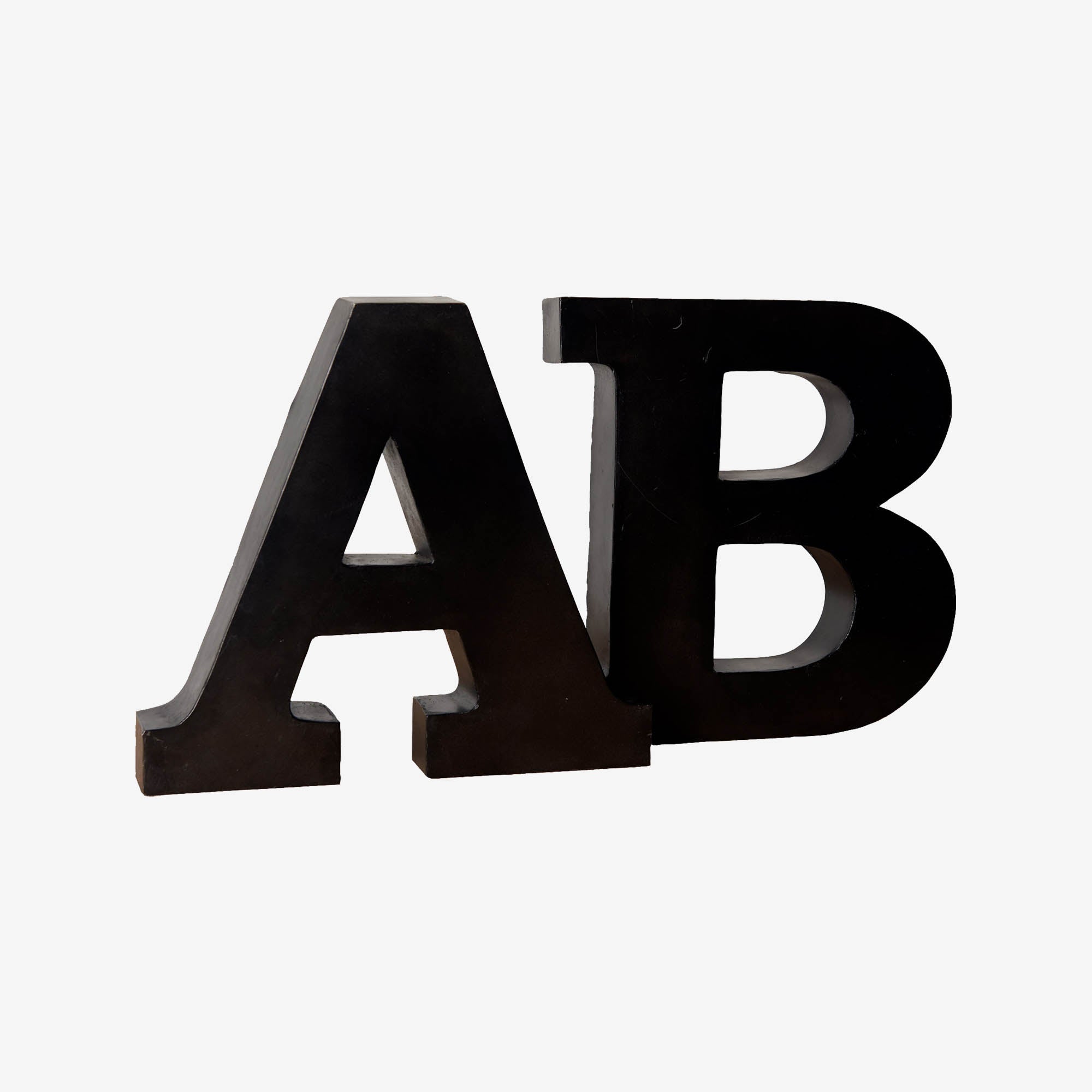 Alfabet letter b iron