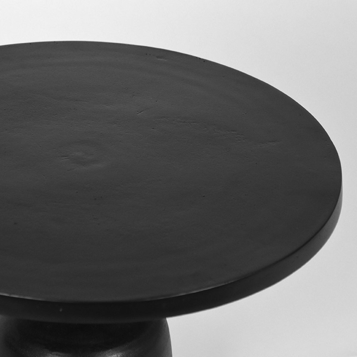 LABEL51 Side table Wink - Black - Metal
