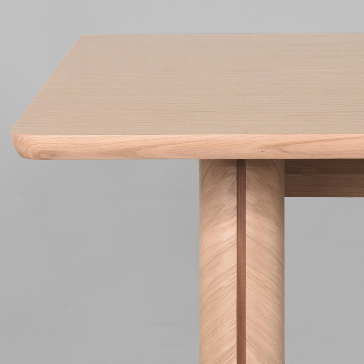 LABEL51 Jule dining room table - Natural - Oak - 210 cm