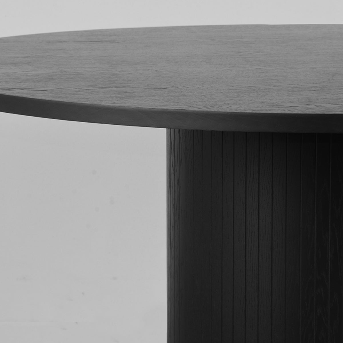 LABEL51 Dining room table Oliva - Black - Oak - 130 cm - Round