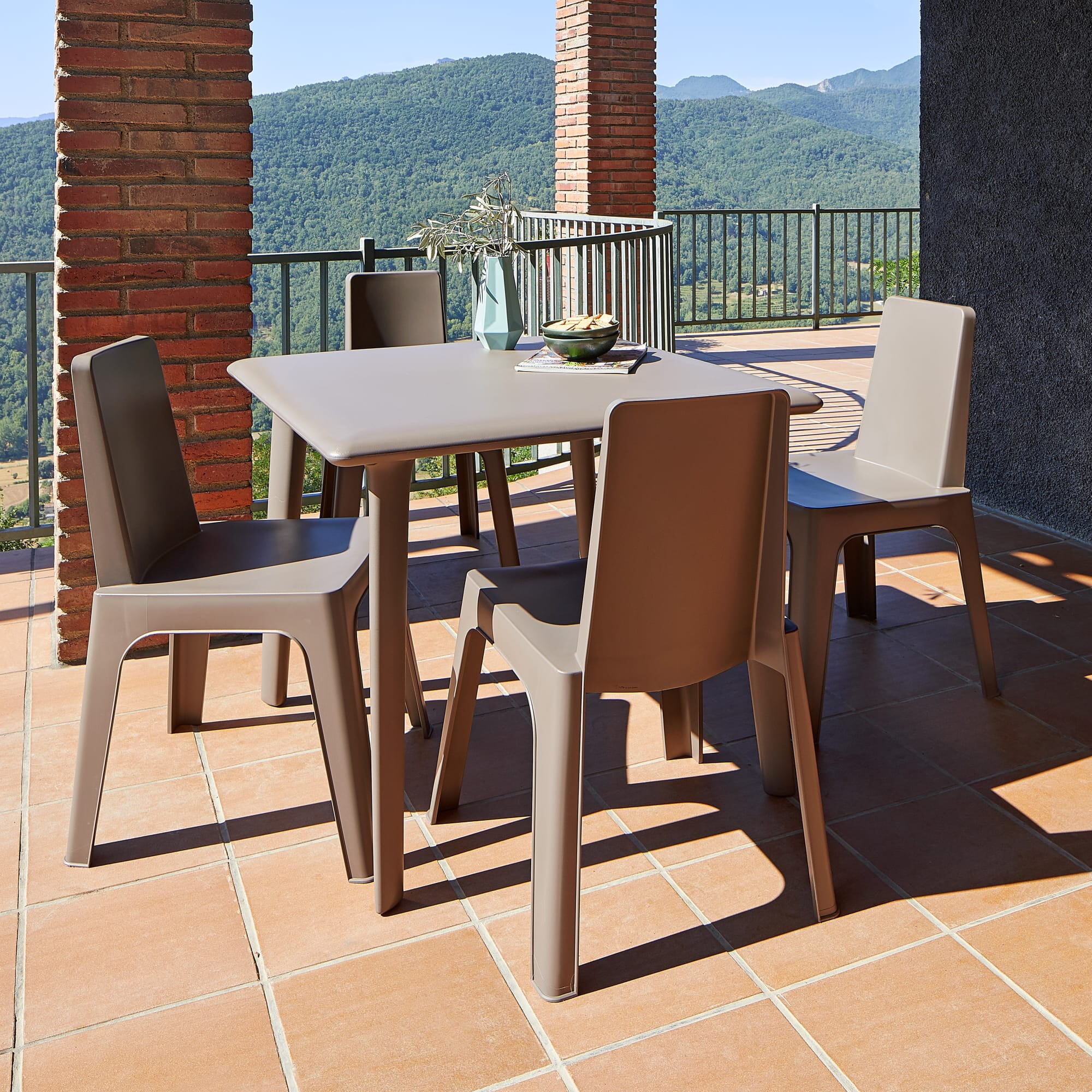 Resol new dessa square table indoors, outdoor 90x90 sand