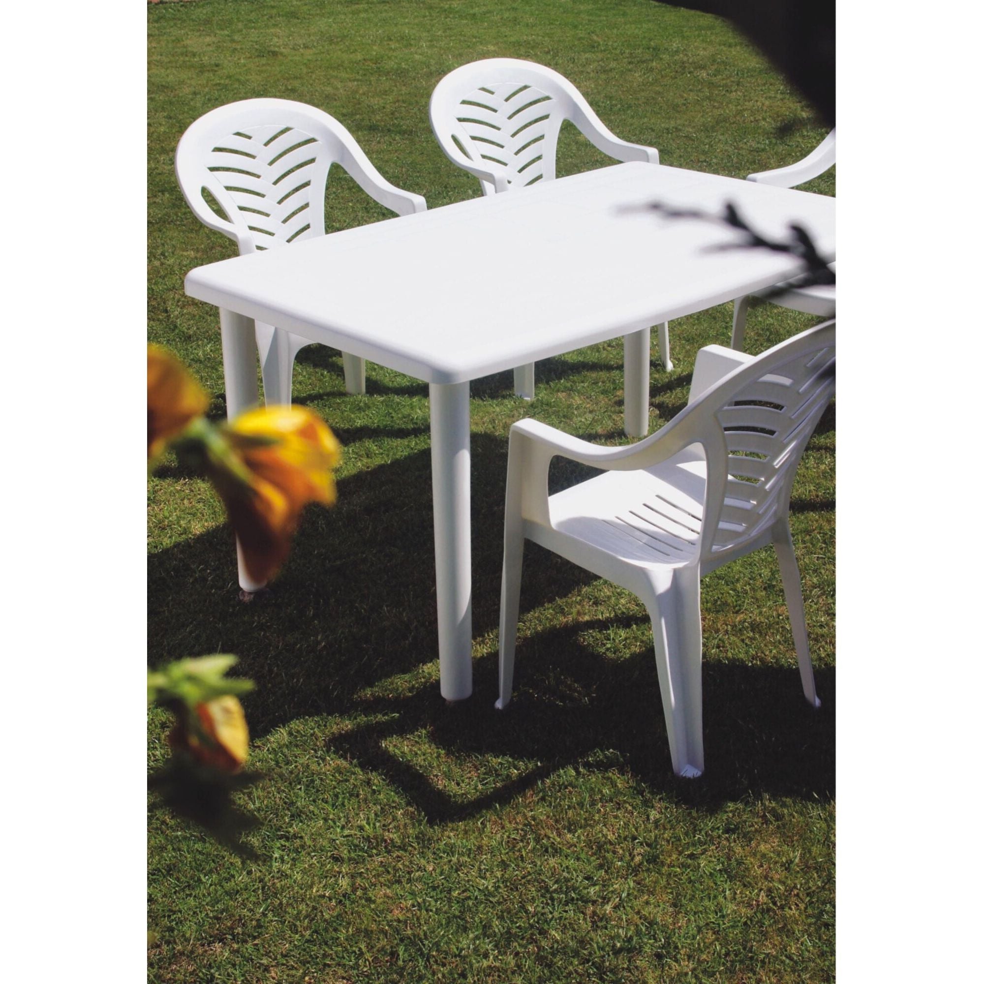 Garbar olot rectangular table outdoor 140x90 dark green