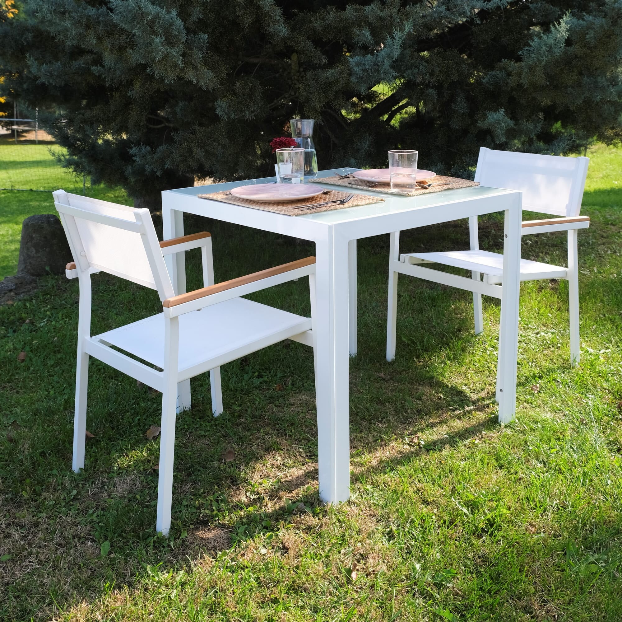 Garbar Shio Square table indoors, outdoor 80x80 white