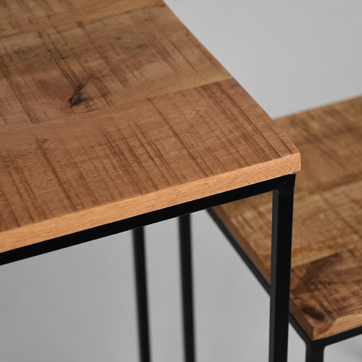 LABEL51 Side table Vintage - Rough - Mango wood