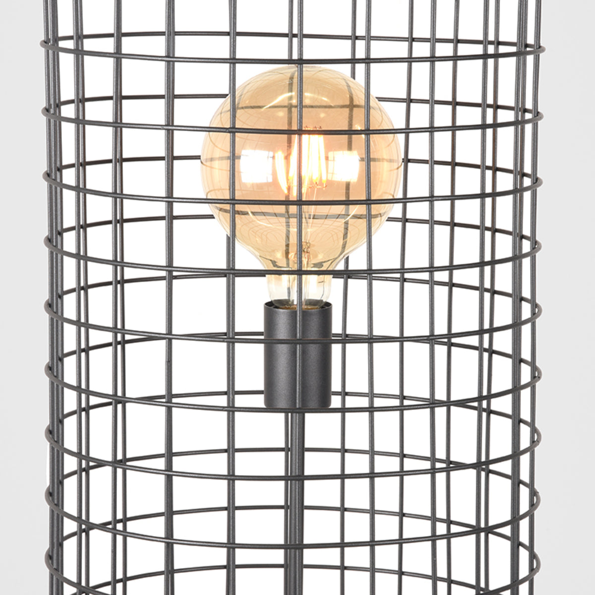 LABEL51 Floor lamp Solido - Black - Metal